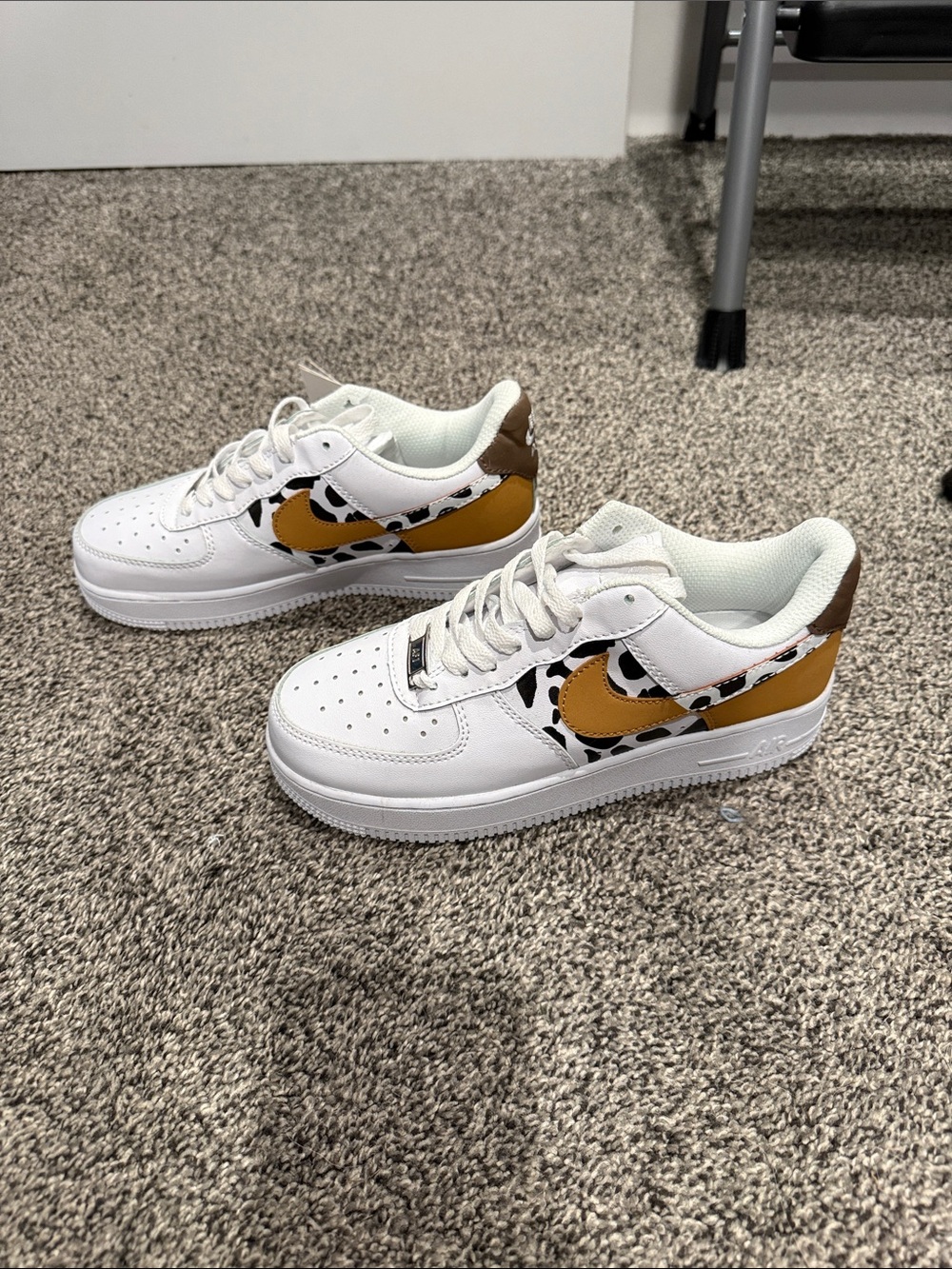Nike Air Force 1 Low White with Mustard and Brown Cow Print Swoosh - Picture 3 of 3
